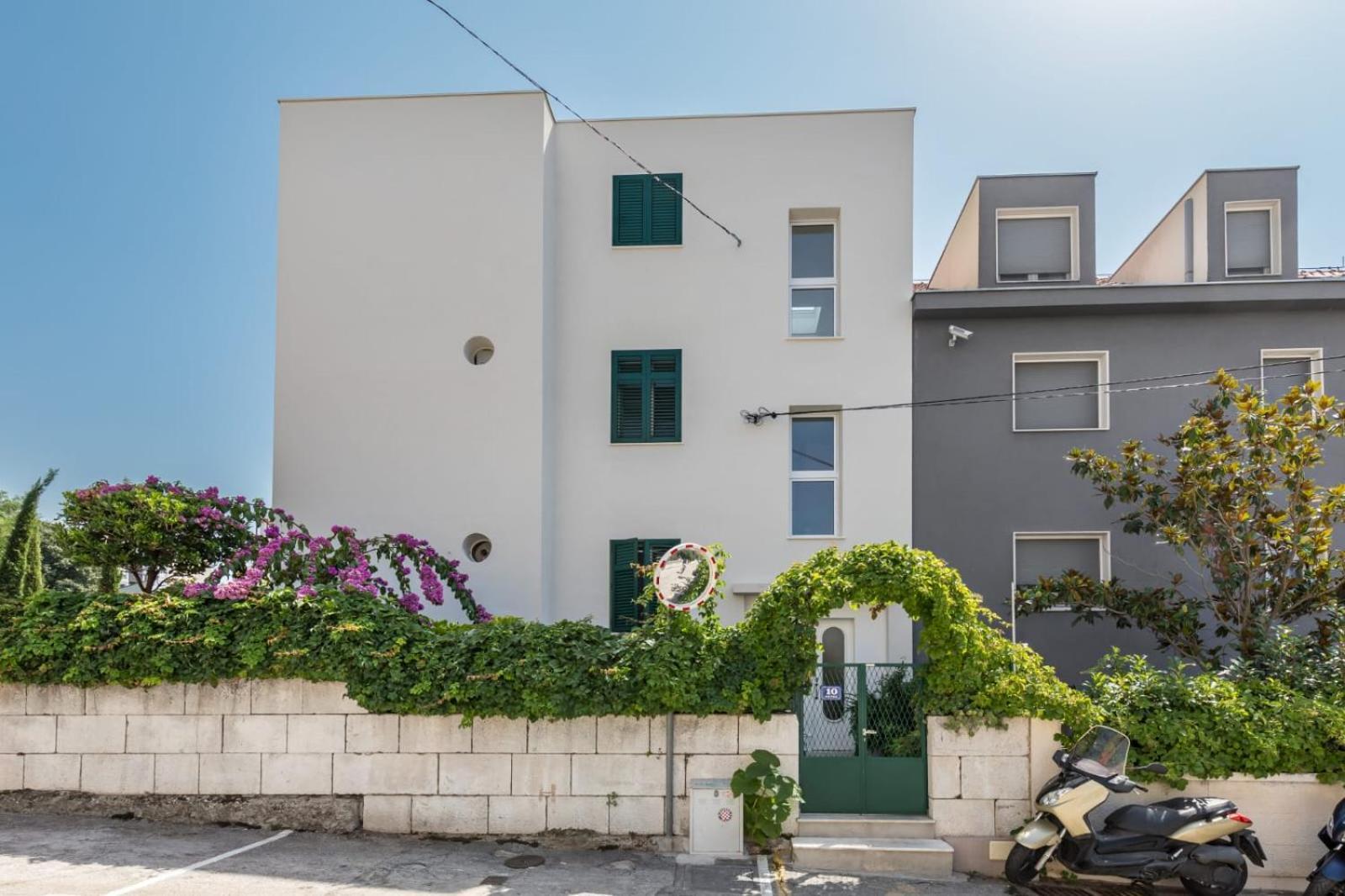 Apartment Pearl Of Split Exterior photo